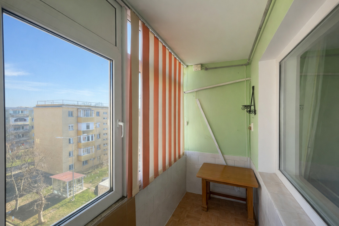 Apartament 4 camere, etaj 4, semidecomandat - Vlaicu, Arad 13, foxfort.ro