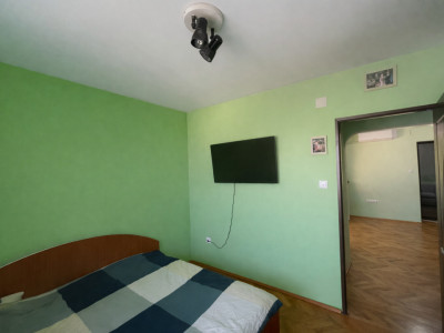 Apartament 4 camere, etaj 4, semidecomandat - Vlaicu, Arad imagine mica 8, foxfort.ro