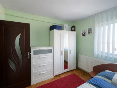 Apartament 4 camere, etaj 4, semidecomandat - Vlaicu, Arad imagine mica 9, foxfort.ro