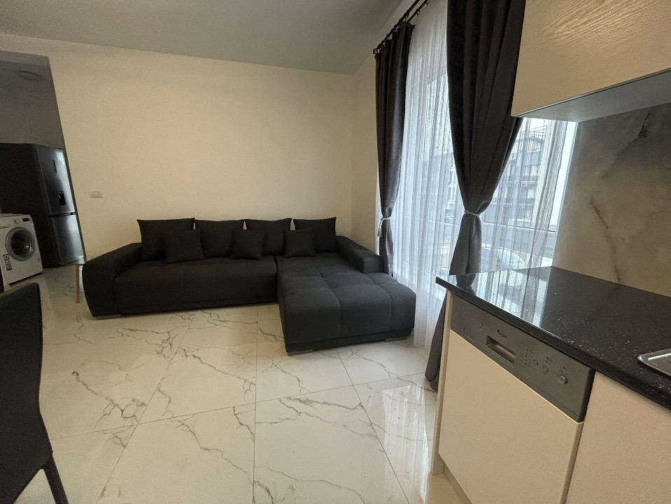 Apartament de lux cu 3 camere de inchiriat in Giroc 2, foxfort.ro