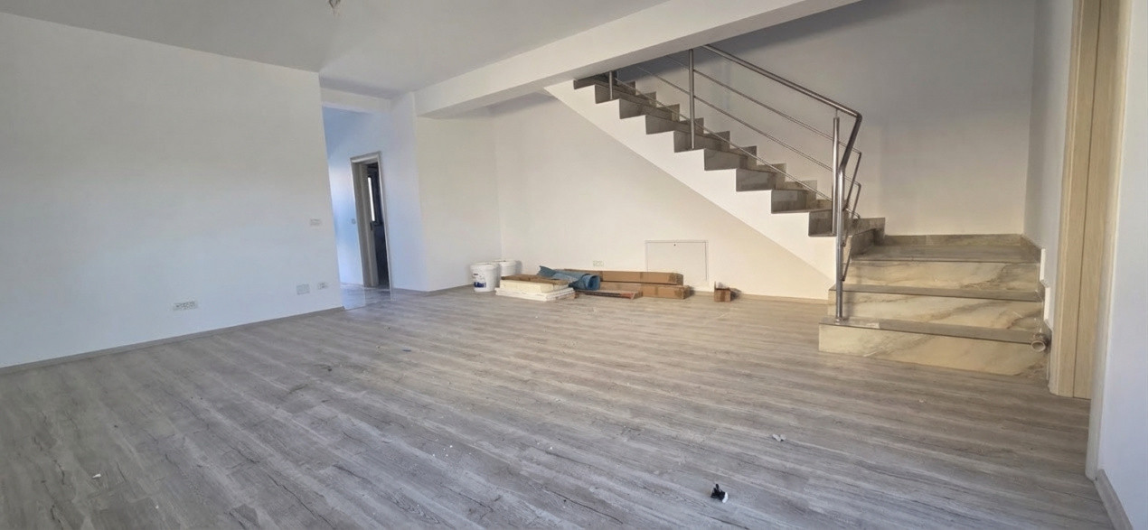 Duplex spatios, 385 mp teren, aproape de M City Mall - Mosnita Noua 1, foxfort.ro