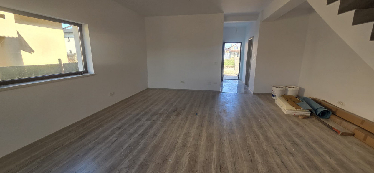 Duplex spatios, 385 mp teren, aproape de M City Mall - Mosnita Noua 8, foxfort.ro