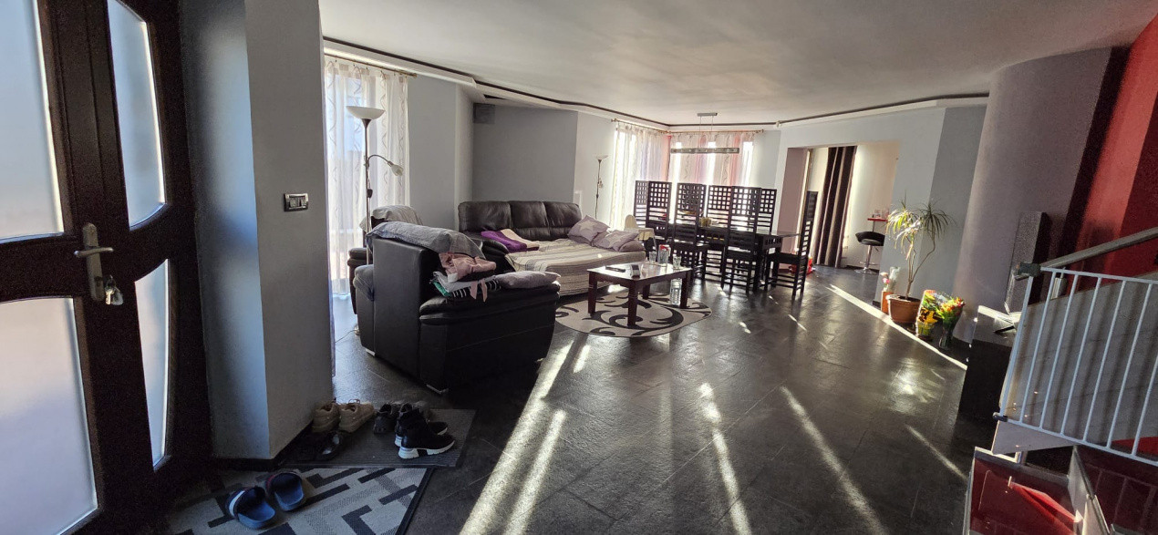 Casa individuala spatioasa, teren 614 mp - aproape de Lidl 2, foxfort.ro