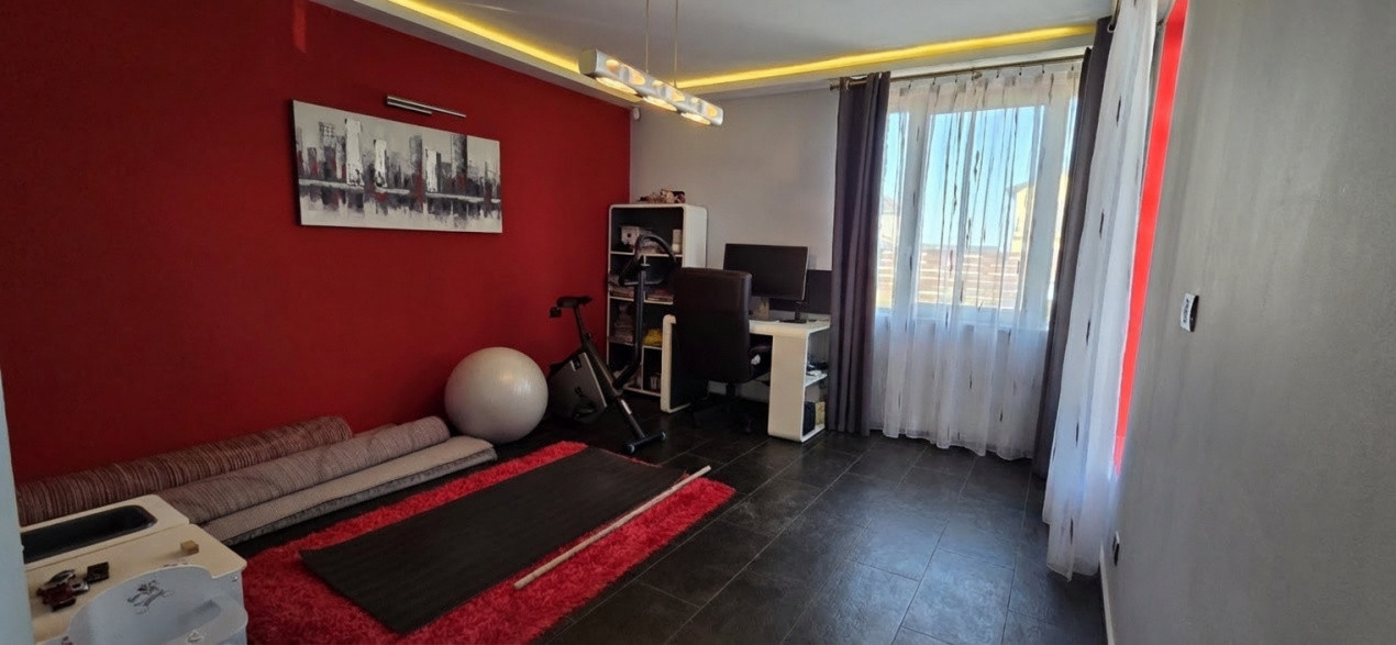 Casa individuala spatioasa, teren 614 mp - aproape de Lidl 7, foxfort.ro