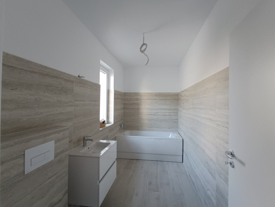 Duplex 4 camere si teren de 250 mp Chisoda 2, foxfort.ro