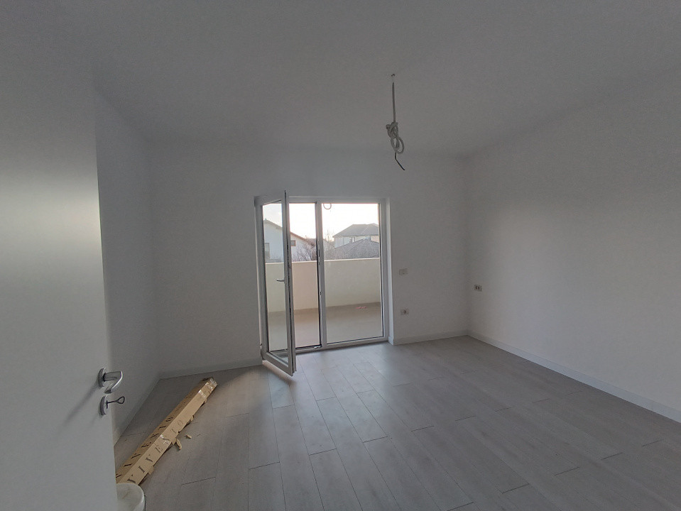 Duplex 4 camere si teren de 250 mp Chisoda 5, foxfort.ro