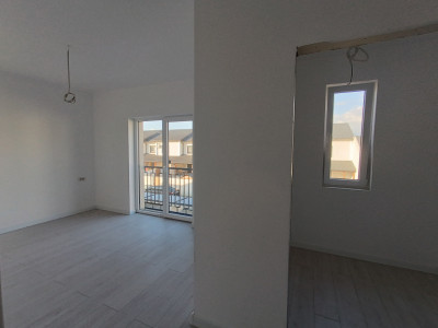 Duplex 4 camere si teren de 250 mp Chisoda