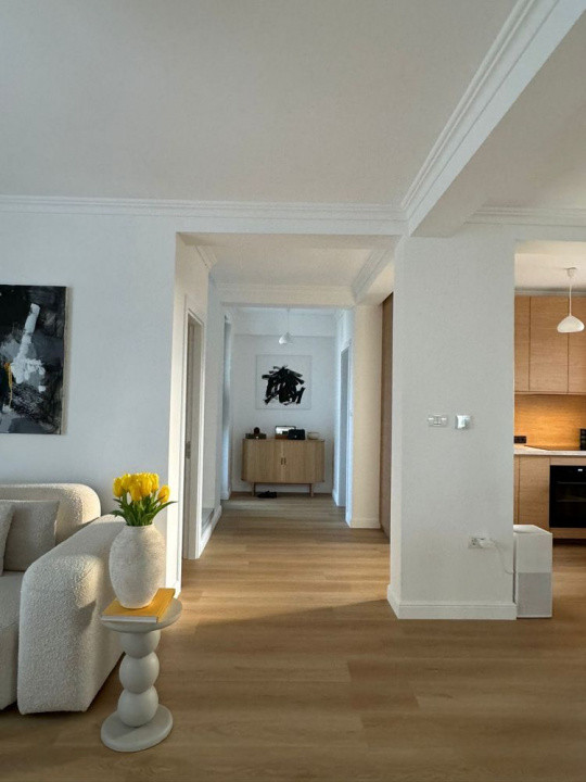 Casa individuala cu 4 camere de vanzare in localitatea Giroc 2, foxfort.ro