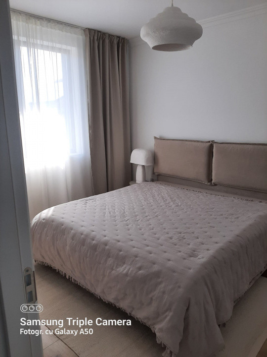 Casa individuala cu 4 camere de vanzare in localitatea Giroc 4, foxfort.ro