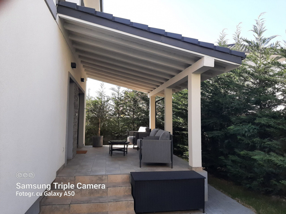 Casa individuala cu 4 camere de vanzare in localitatea Giroc 9, foxfort.ro