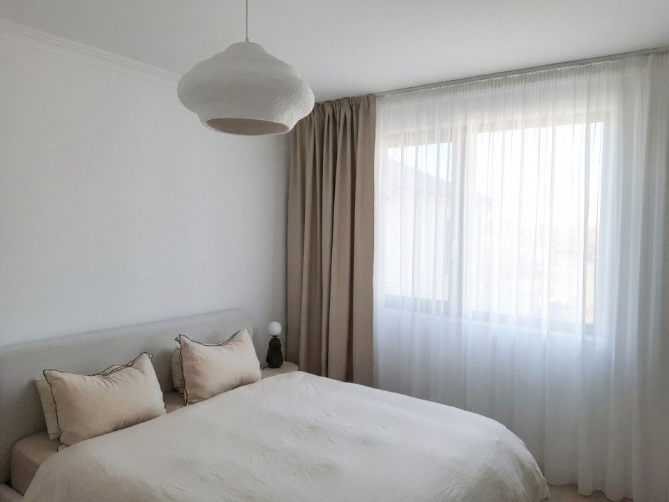 Casa individuala cu 4 camere de vanzare in localitatea Giroc 8, foxfort.ro