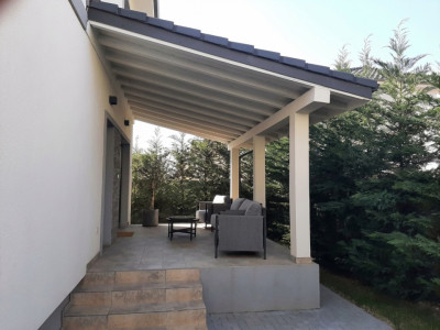 Casa individuala cu 4 camere de vanzare in localitatea Giroc