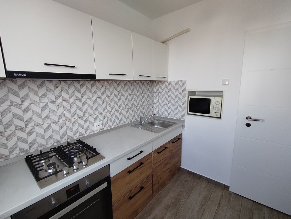 Apartament cu 2 camere de inchiriat in zona Spitalul Judetean 8, foxfort.ro