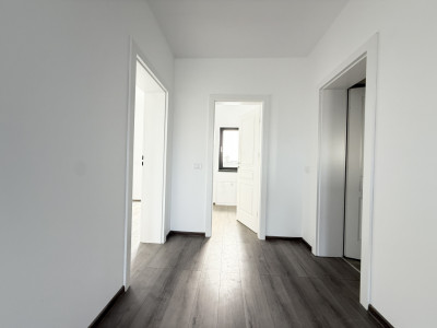 Casa individuala cu 4 camere, situata la drum asfaltat in Sacalaz imagine mica 27, foxfort.ro