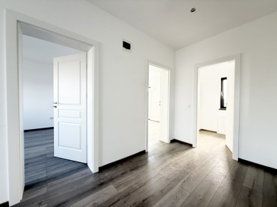 Casa individuala cu 4 camere, situata la drum asfaltat in Sacalaz imagine mica 28, foxfort.ro