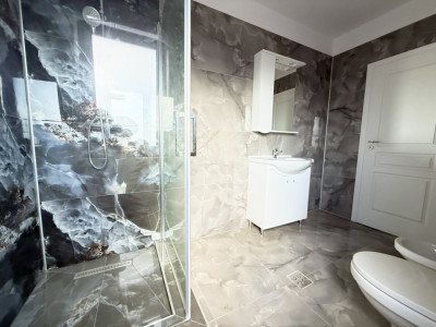 Casa individuala cu 4 camere, situata la drum asfaltat in Sacalaz imagine mica 31, foxfort.ro