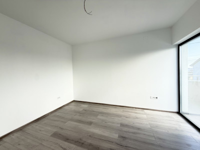 Casa individuala cu 4 camere, situata la drum asfaltat in Sacalaz imagine mica 37, foxfort.ro