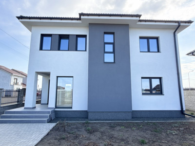 Casa individuala cu 4 camere, situata la drum asfaltat in Sacalaz imagine mica 42, foxfort.ro