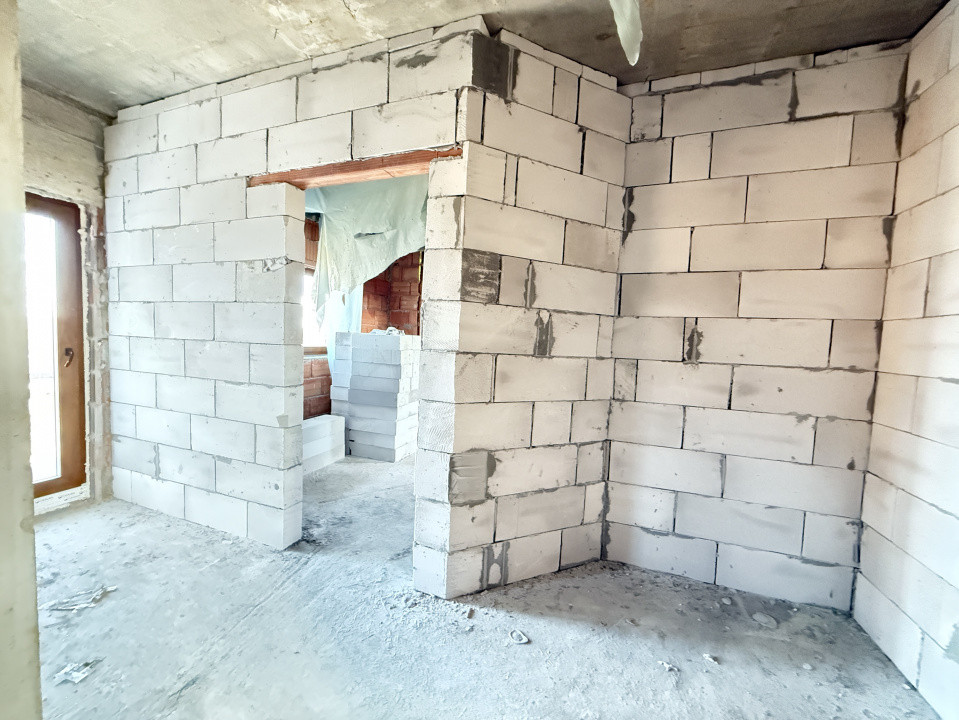 Duplex cu 5 camere de vanzare in localitatea Sacalaz, zona Centrala 16, foxfort.ro