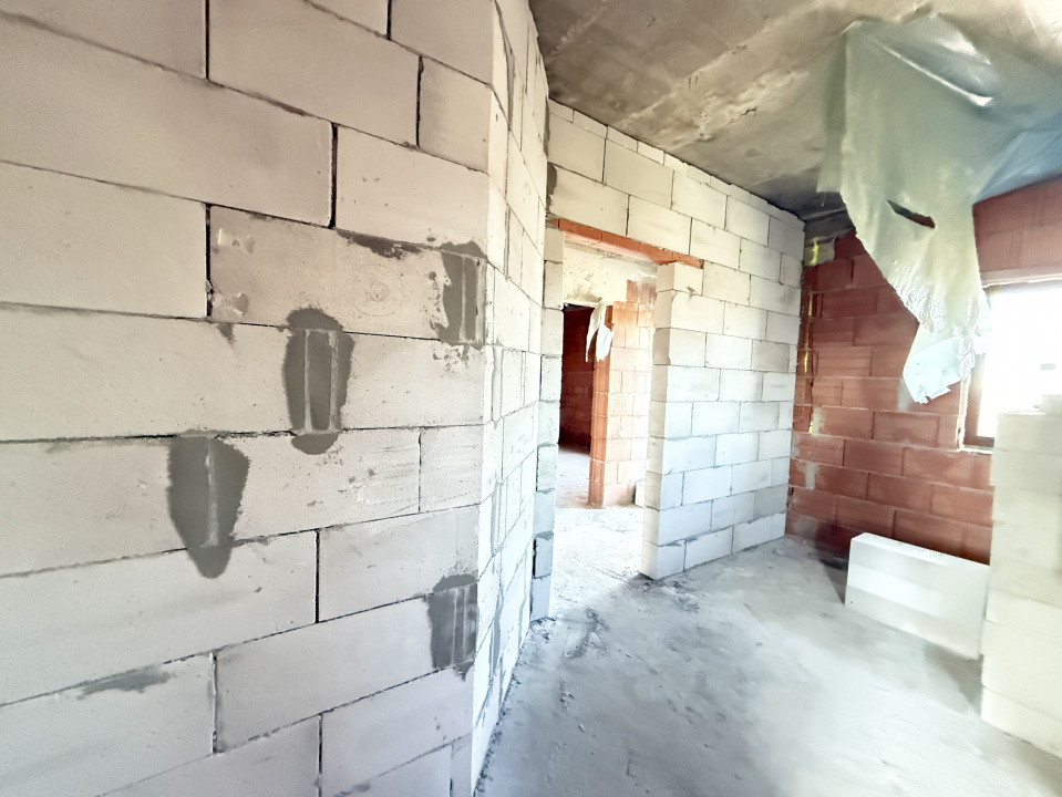 Duplex cu 5 camere de vanzare in localitatea Sacalaz, zona Centrala 22, foxfort.ro