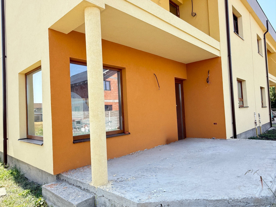 Duplex cu 5 camere, 117 mp utili si 348 mp teren, de vanzare in Sacalaz 2, foxfort.ro