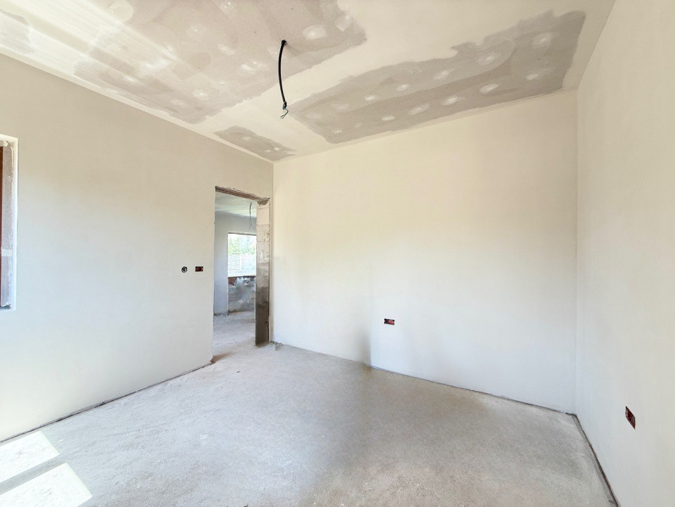 Duplex cu 5 camere, 117 mp utili si 348 mp teren, de vanzare in Sacalaz 16, foxfort.ro