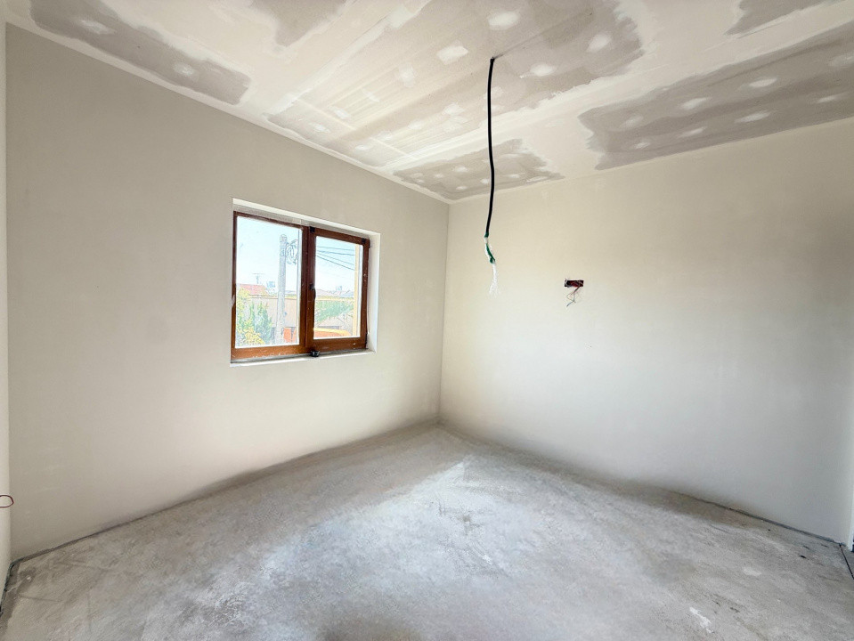 Duplex cu 5 camere, 117 mp utili si 348 mp teren, de vanzare in Sacalaz 11, foxfort.ro