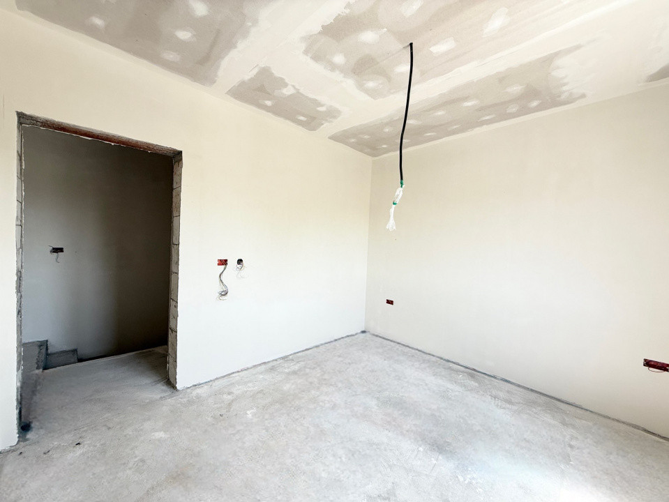 Duplex cu 5 camere, 117 mp utili si 348 mp teren, de vanzare in Sacalaz 23, foxfort.ro