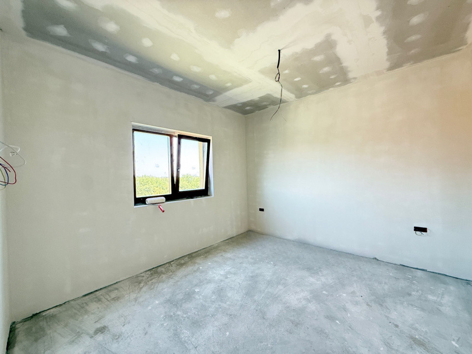 Duplex cu 5 camere, 117 mp utili si 348 mp teren, de vanzare in Sacalaz 25, foxfort.ro