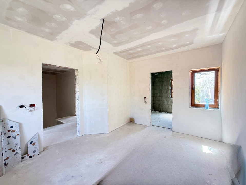 Duplex cu 5 camere, 117 mp utili si 348 mp teren, de vanzare in Sacalaz 28, foxfort.ro