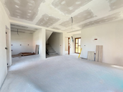 Duplex cu 5 camere, 117 mp utili si 348 mp teren, de vanzare in Sacalaz imagine mica 6, foxfort.ro