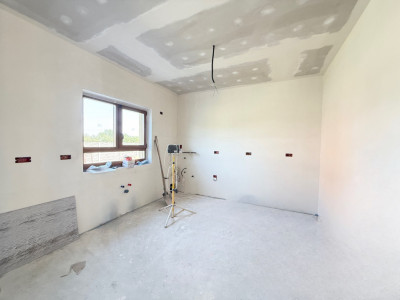 Duplex cu 5 camere, 117 mp utili si 348 mp teren, de vanzare in Sacalaz imagine mica 7, foxfort.ro