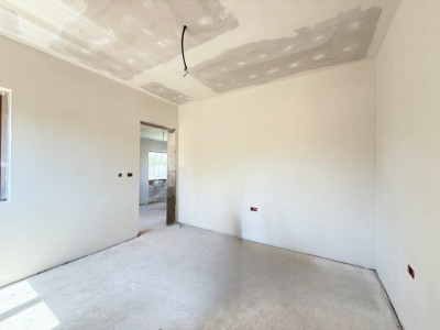Duplex cu 5 camere, 117 mp utili si 348 mp teren, de vanzare in Sacalaz imagine mica 16, foxfort.ro
