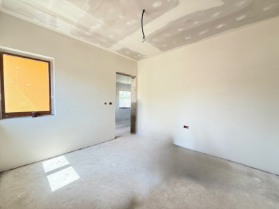 Duplex cu 5 camere, 117 mp utili si 348 mp teren, de vanzare in Sacalaz imagine mica 17, foxfort.ro