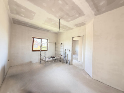 Duplex cu 5 camere, 117 mp utili si 348 mp teren, de vanzare in Sacalaz imagine mica 13, foxfort.ro