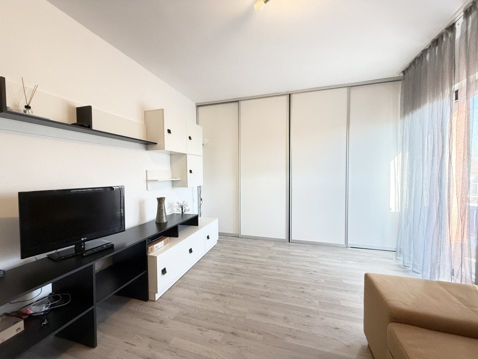 Apartament cu 2 camere de vanzare in zona Aradului 5, foxfort.ro