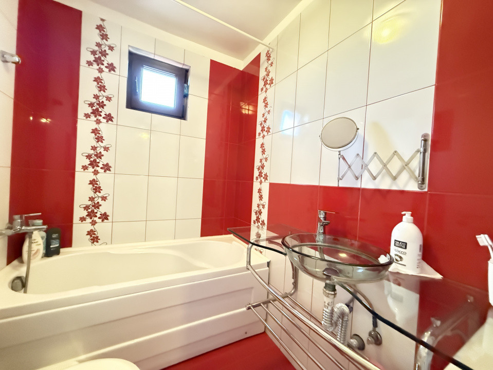 Apartament cu 2 camere de vanzare in zona Aradului 16, foxfort.ro