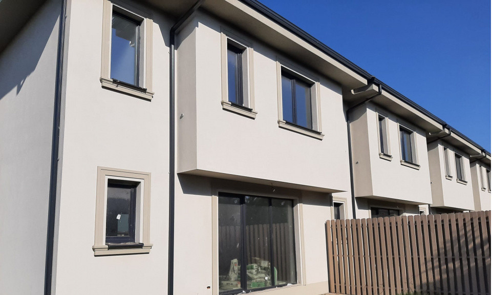 Case insiruite cu 4 camere si teren de 100 mp, zona Chisoda 2, foxfort.ro