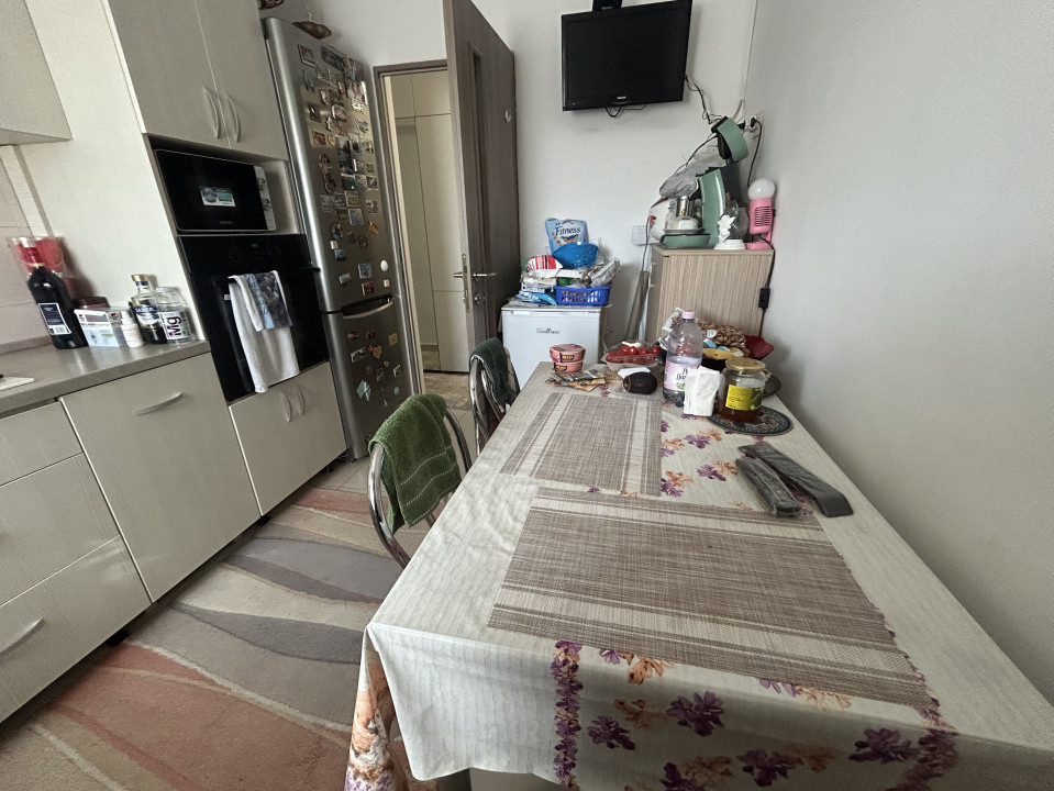 Apartament de vanzare cu 3 camere, la parter - zona Sag 3, foxfort.ro