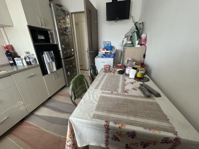 Apartament de vanzare cu 3 camere, la parter - zona Sag imagine mica 3, foxfort.ro