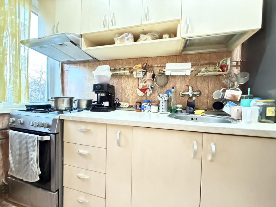 Apartament cu 4 camere de vanzare in Timisoara, zona Dacia 25, foxfort.ro