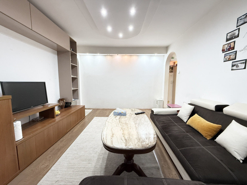 Apartament cu 4 camere de vanzare in Timisoara, zona Dacia 31, foxfort.ro