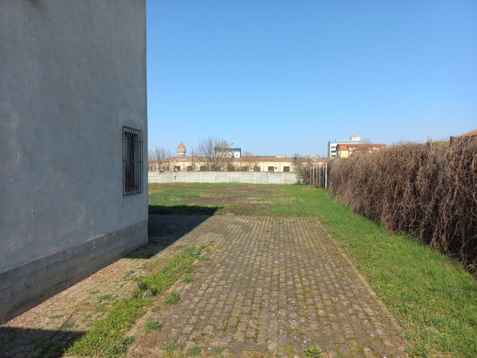 Hala industriala + cladire P+1 | Teren 1.205 mp | zona Fabric 3, foxfort.ro