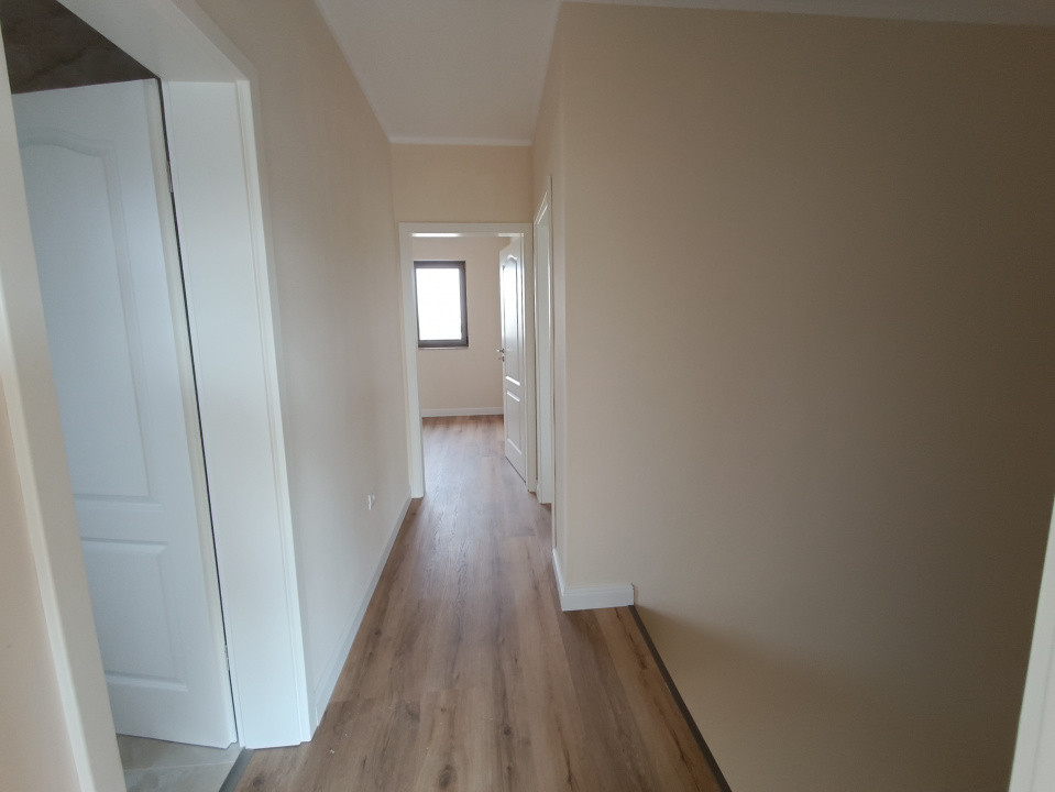 Duplex 4 camere si teren de 336 mp in Giroc  9, foxfort.ro