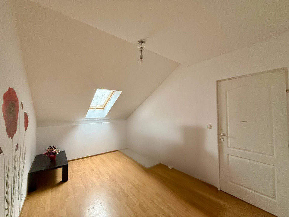 Apartament cu 3 camere de vanzare in Timisoara, zona Girocului 2, foxfort.ro