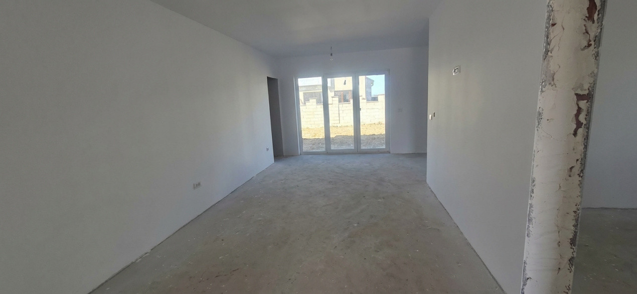 Duplex plan parter, despartit prin camera tehnica - Mosnita Noua 3, foxfort.ro