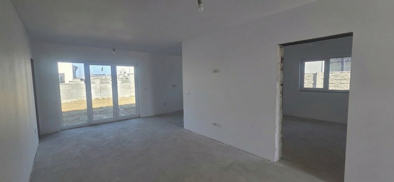Duplex plan parter, despartit prin camera tehnica - Mosnita Noua 5, foxfort.ro