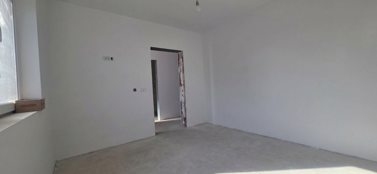 Duplex plan parter, despartit prin camera tehnica - Mosnita Noua 10, foxfort.ro