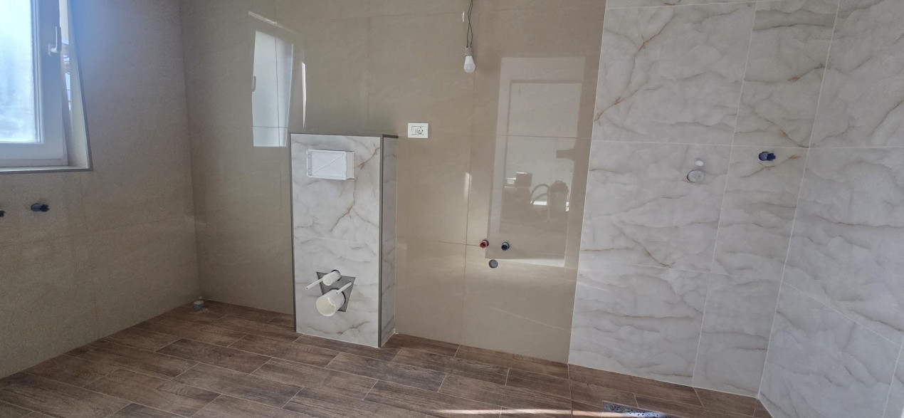 Duplex plan parter, despartit prin camera tehnica - Mosnita Noua 14, foxfort.ro