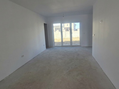 Duplex plan parter, despartit prin camera tehnica - Mosnita Noua imagine mica 3, foxfort.ro